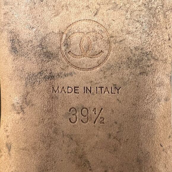 Chanel Brown Logo Black Suede Two Tone Silver Medallion Vintage Loafers Flats - Picture 8 of 10